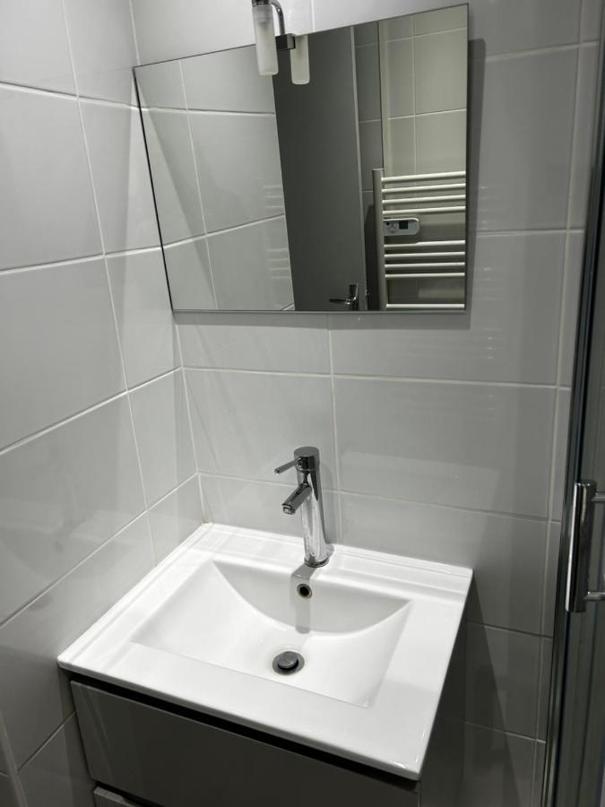 Studio Ideal Pour Cure Thermale Balaruc-les-Bains Exterior photo